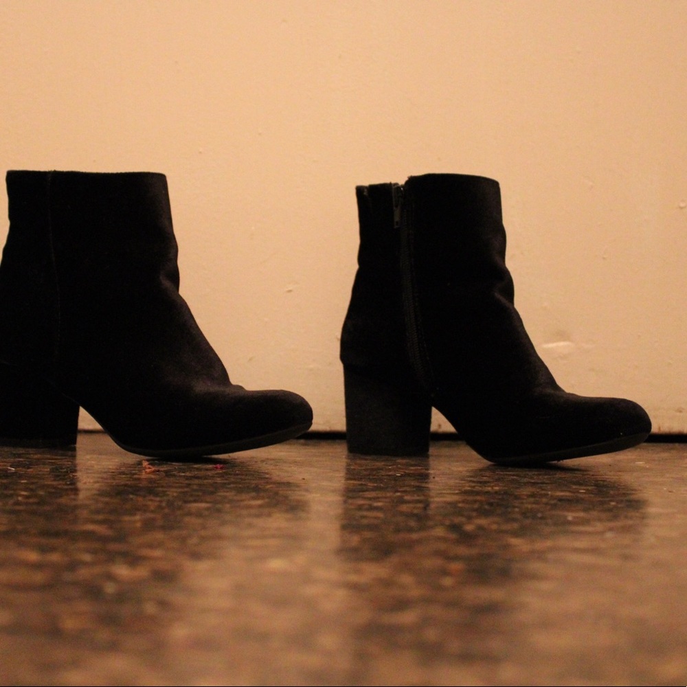 Velvet boots - Picture 10 of 10
